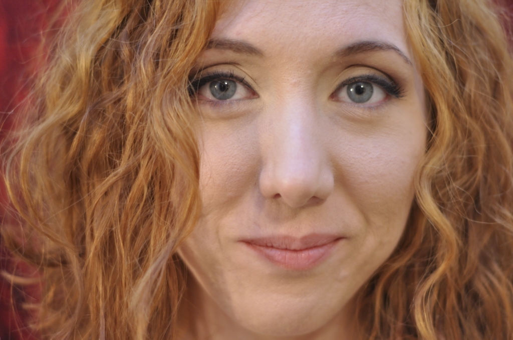 Face Girl Red hair Curly Eyes